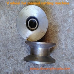 Diamond guide wheel for manual cutting machine